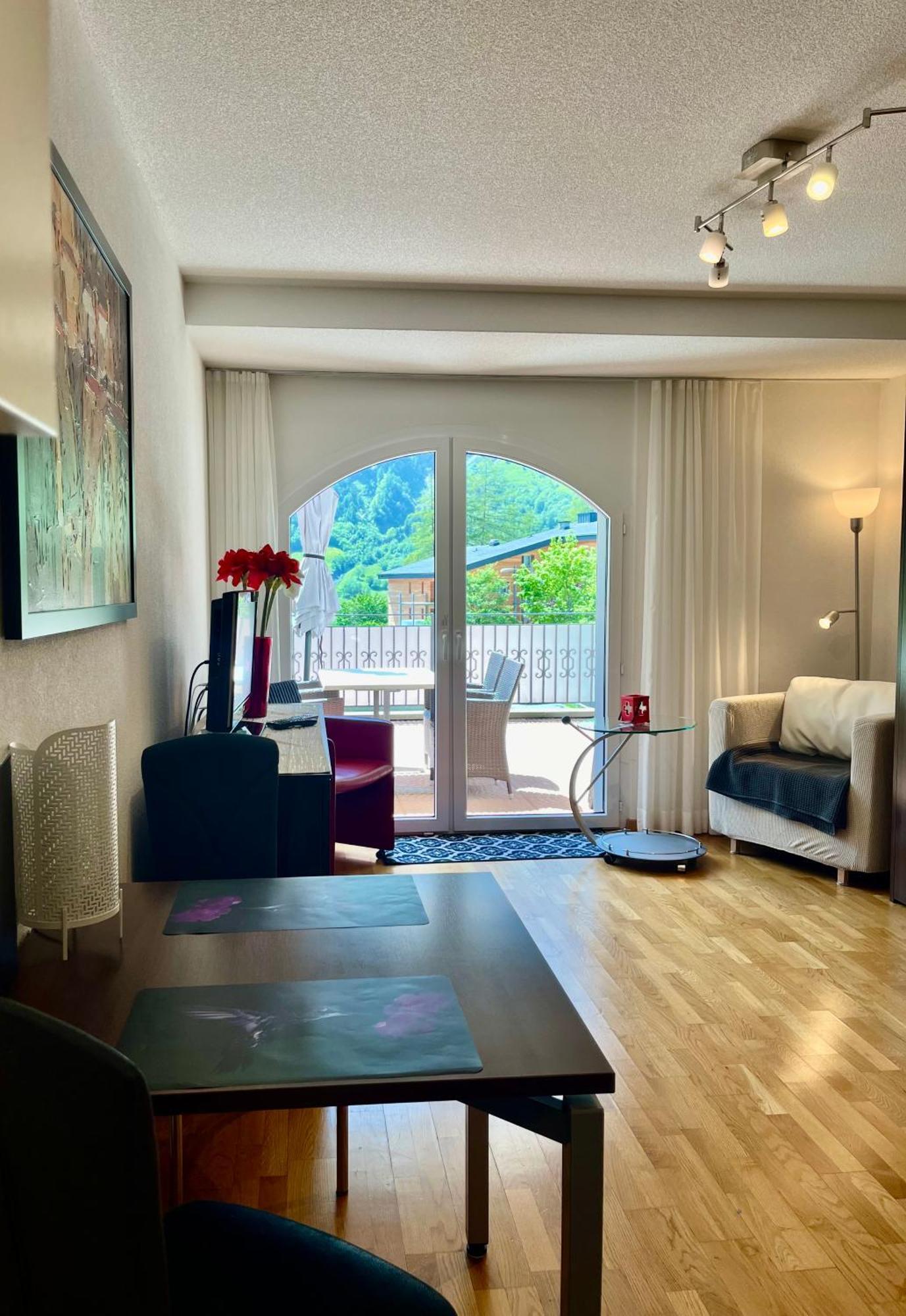 לויקרבאד Apartments Residenz Iris מראה חיצוני תמונה